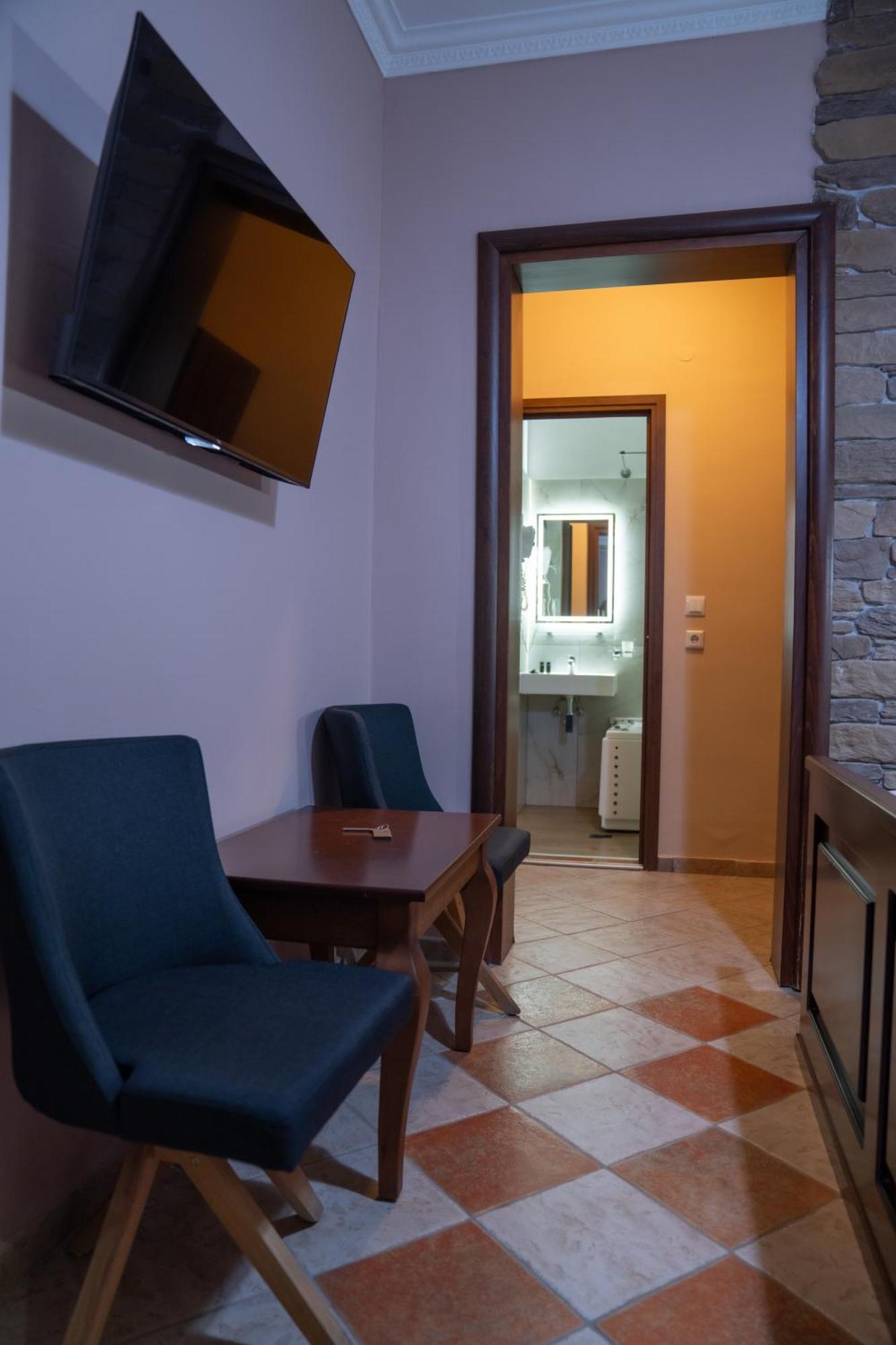 Kallinikos Guesthouse Káto Loutrákion Zewnętrze zdjęcie