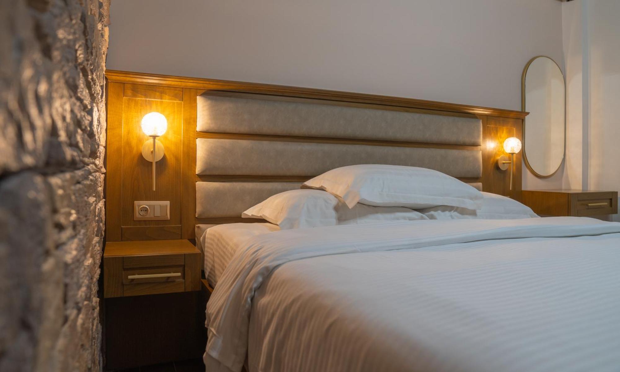 Kallinikos Guesthouse Káto Loutrákion Zewnętrze zdjęcie