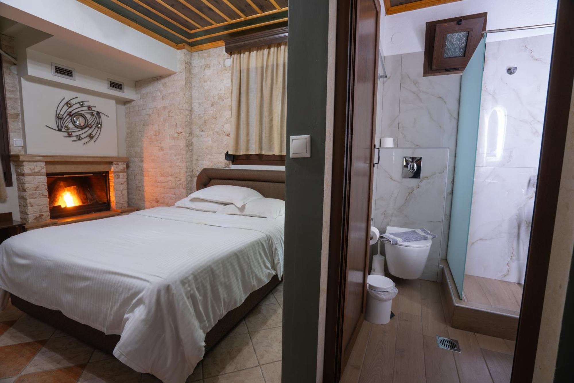 Kallinikos Guesthouse Káto Loutrákion Zewnętrze zdjęcie