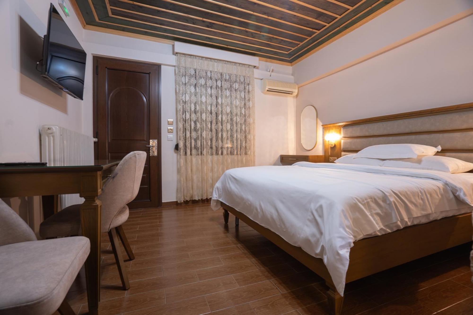 Kallinikos Guesthouse Káto Loutrákion Zewnętrze zdjęcie