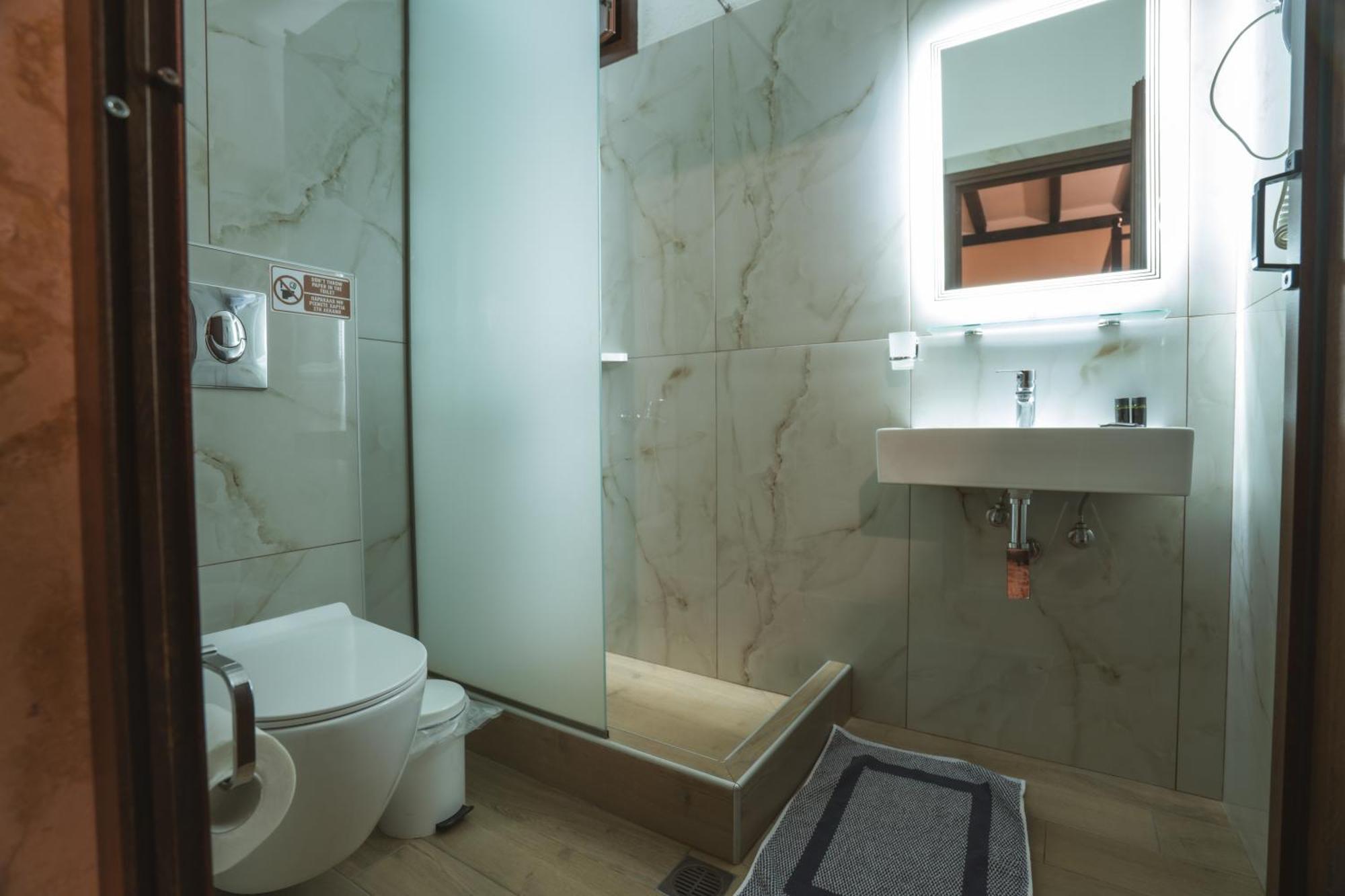 Kallinikos Guesthouse Káto Loutrákion Zewnętrze zdjęcie